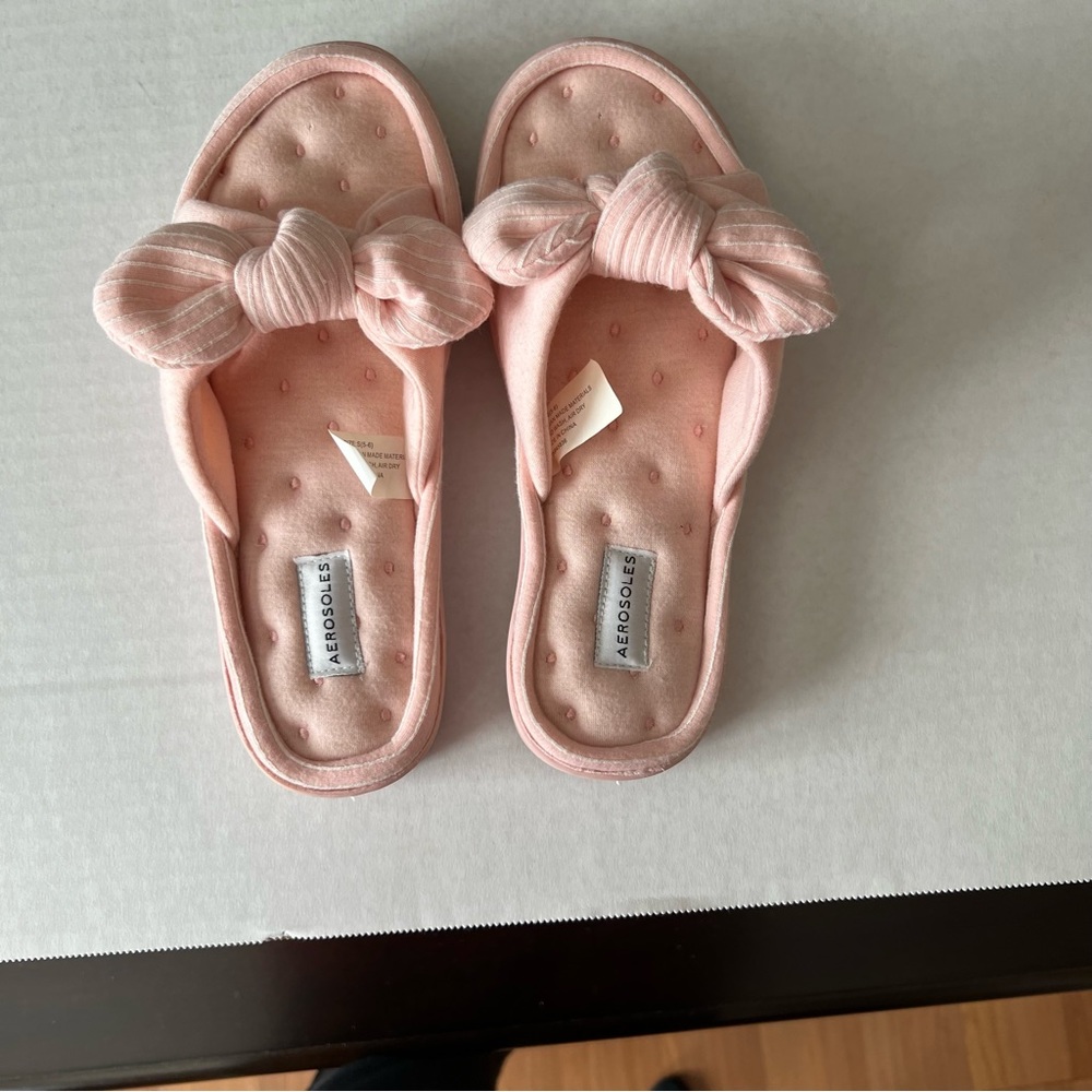 AEROSOLES women’s slippers